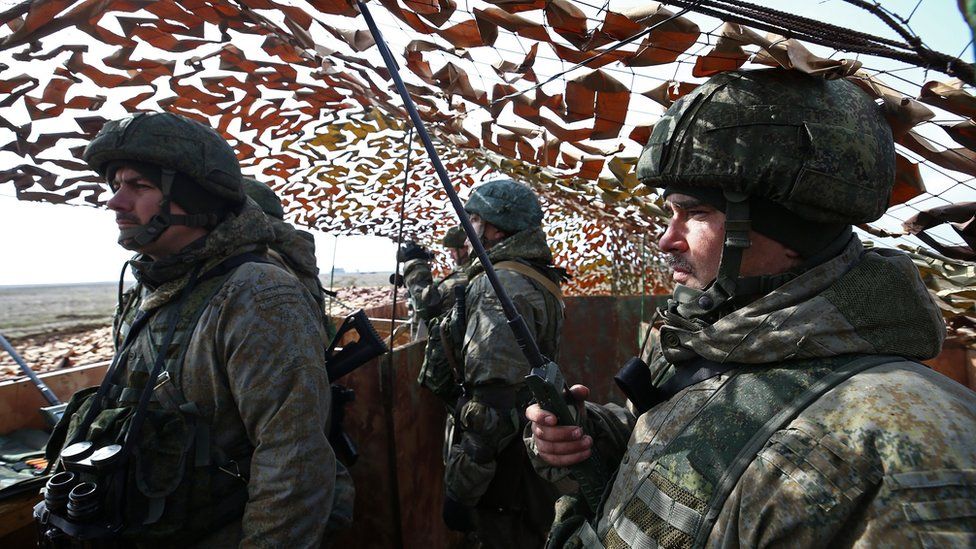 Ukrainian servicemen during an exercise in the Donetsk region of eastern Ukraine. ATLAS NEWS/BBC