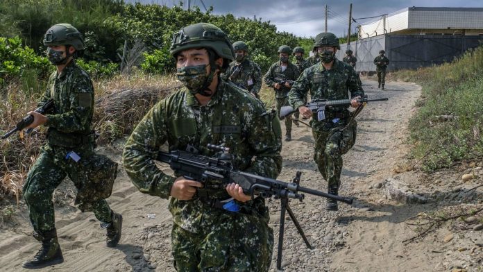 Members of the Taiwanese military participating in a military exercise in Pingtung, Taiwan, last month.Credit...Lam Yik Fei for The New York Times David E. Sanger